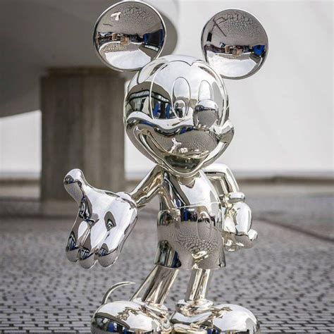 Mickey mouse sculpture portraying magical moments